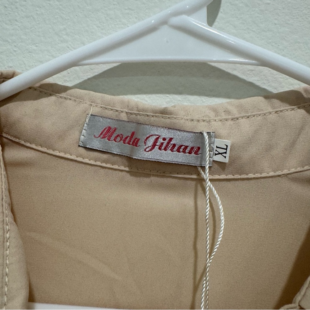 Moda Cream Button Down Shirt - Picture 6 of 10